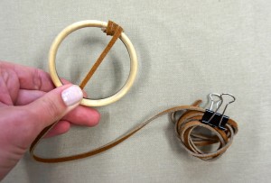 Wrapping ring w/ suede cord