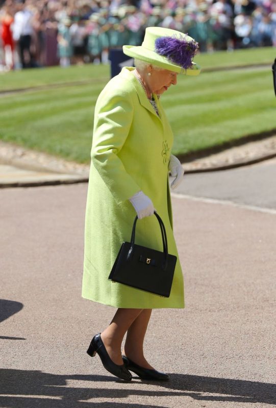 Queen Elizabeth in Stuart Parvin | Getty Images